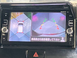 【アラウンドビューモニター】車を上から見下ろしているかのような映像で周囲の状況がひと目で確認、狭い駐車場に駐車するときも安心です♪♪障害物などがあると警告音がなりますので安心して駐車が出来ます★