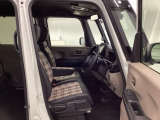 シートはフィット性も良く、楽な運転姿勢を保てます。