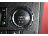 ◆プッシュスタート&キーレスアクセス装備◆乗り込んでエンジンをかけるのにわざわざカギを探す必要はありません!鍵は持っているだけでOK♪便利な時代です☆彡