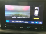 バックカメラが付いているので、車庫入れもラクラクです♪更にバンパーに取り付けられたソナーセンサーで、障害物を音とナビゲーション画面で知らせてくれます♪