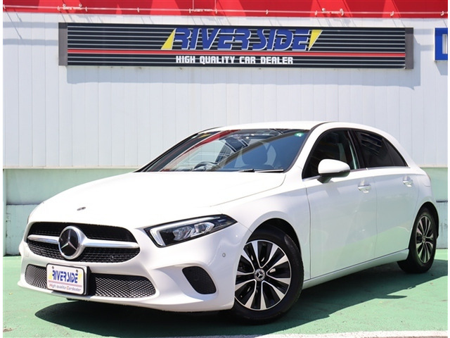 AクラスA180 スタイル純正ナビTVバックカメラ前後ドライブレコー