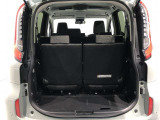 広々としたラゲージスペースを備えています。大きなものや長さのある荷物もしっかりと積み込めます。