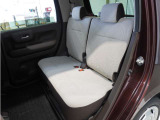 【セカンドシート】ゆったり快適に座っていただけますので、楽しくドライブに参加できます。