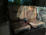 3列目シートはもちろん状態良好☆大人でもゆったりと座って頂けますので、大人数でのお出かけもラクラクです♪ご家族で、気の知れた仲間で、ドライブに行くのが楽しみですね♪