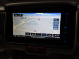 ナビSDを装着済みですので、ご納車後は直ぐにご使用いただけます。CD/DVD/フルセグチューナーも付いていますよ。