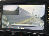 ドライブレコーダーの映像。ナビのモニターに前後の映像を映し出せます