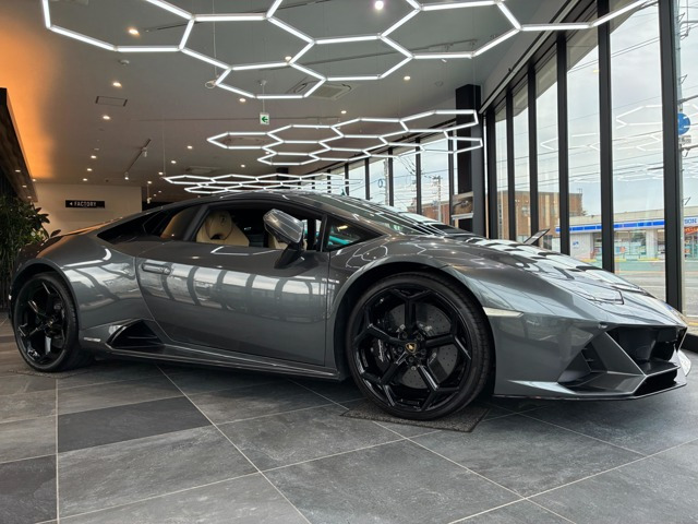 ウラカン  EVO (LDF) 4WD