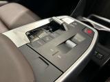認定中古車 haman/kadonスピーカー 茶革 シートヒーター パワーシート idrive Apple Carplay Bluetooth ミラーETC 全方位カメラ PDC パークアシスト デジタルメーター コンフォートアクセス Bカメラ