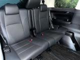3列目シートはもちろん状態良好☆大人でもゆったりと座って頂けますので、大人数でのお出かけもラクラクです♪ご家族で、気の知れた仲間で、ドライブに行くのが楽しみですね♪