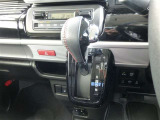 インパネシフトで、操作性・視認性もバッチリです。