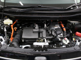 【エンジンルーム】Hondaならではの走り、i-VTECエンジン!街中や坂道での加速や高速道路での力強さが特徴です♪