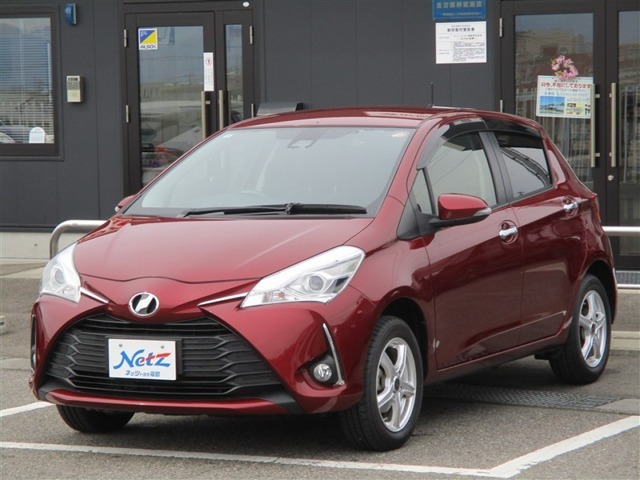 ヴィッツ1.3 F アミー 4WD