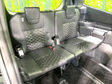 3列目シートはもちろん状態良好☆大人でもゆったりと座って頂けますので、大人数でのお出かけもラクラクです♪ご家族で、気の知れた仲間で、ドライブに行くのが楽しみですね♪