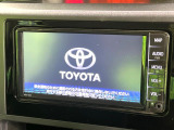 【純正ナビ】人気の純正ナビを装備しております。ナビの使いやすさはもちろん、オーディオ機能も充実!キャンプや旅行はもちろん、通勤や買い物など普段のドライブも楽しくなるはず♪