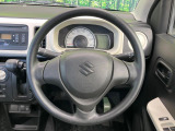 ステアリングも使用感が少なく、きれいな状態となっております♪