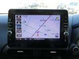 操作性の良い日産純正メモリーナビ。