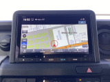 ナビゲーションは8インチホンダコネクトナビ(VXM-245ZFEi)が装着されております。AM、FM、USB、フルセグTV、Bluetoothがご使用いただけます。