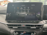 オーディオ機能も充実しておりますので車内も快適に過ごすことができますよ。