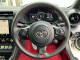 ステアリングも使用感が少なくきれいな状態です★