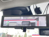 スマートルームミラー装備!車内の状況や天候や明るさに関わらず車両後方のカメラの映像をルームミラーに映し出します!