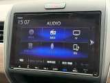 CDやDVD、フルセグTVやBluetooth、など様々なメディアに対応しております。
