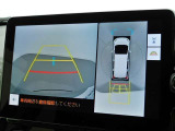 フロントモニター・サイドモニター・バックモニターを使用し、車を上から見たような映像で駐車が出来ます!