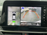 アラウンドビューモニターは4方のカメラで真上から車を見たようにモニターで確認ができる日産の自慢の装備です。是非実際の車で体感してみてください。