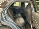 リアシートも広々としていて、座りやすいです。