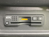 【ETC】高速道路の料金所をストレスなく通過!話題のスポットやサービスエリアに多い「スマートIC」利用時は必須のアイテムです。当店でセットアップを実施、ご納車当日からすぐにご利用いただけます!