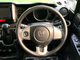 ステアリングも使用感が少なく、きれいな状態となっております♪