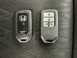 スマートキーです!ドアの施錠・解錠・エンジンの始動がスムーズで大変便利です!