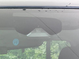 【エマージェンシーブレーキ】走行中に前方の車両等を認識し、衝突しそうな時は警報とブレーキで衝突回避と被害軽減をアシスト。より安全にドライブをお楽しみいただけます。