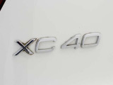 XC40エンブレム