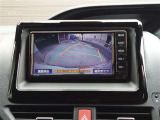 バックガイドモニターで、後方を確認しながら安心して駐車することができます。運転初心者も熟練者も必須の機能ですよ!