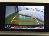 バックガイドモニターで、後方を確認しながら安心して駐車することができます。運転初心者も熟練者も必須の機能ですよ!