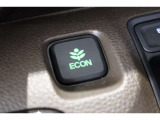ECONスイッチの効果とあなたの運転で、クルマと力をあわせ「燃費向上=ガソリン代の節約=CO2 削減」のチャレンジをお楽しみください。