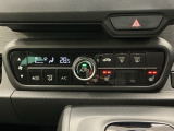 オートエアコン付きです!お好みの温度をセットするだけでエアコンの風量などを自動でコントロール。快適な車内でお過ごしいただけます。寒い時期には嬉しいシートヒーター付きです!