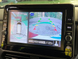 【マルチアラウンドモニター】専用のカメラにより、上から見下ろしたような視点で360度クルマの周囲を確認することができます☆死角部分も確認しやすく、狭い場所での切り返しや駐車もスムーズに行えます。