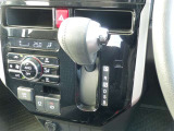 インパネシフトで、操作性・視認性もバッチリです。