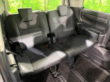 3列目シートはもちろん状態良好☆大人でもゆったりと座って頂けますので、大人数でのお出かけもラクラクです♪ご家族で、気の知れた仲間で、ドライブに行くのが楽しみですね♪