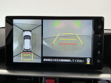 【パノラマモニター】車両周囲を上から見下ろしたような映像を表示。正確なモニタリングが可能になり、駐車時・幅寄せをアシストします!