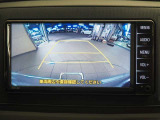 バックガイドモニターで、後方を確認しながら安心して駐車することができます。運転初心者も熟練者も必須の機能ですよ!