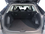 広々としたラゲージスペースを備えています。大きなものや長さのある荷物もしっかりと積み込めます。