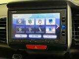 AVメニューはご覧の通り、様々なコンテンツに対応、ドライブを楽しく演出できます。詳しくはスタッフへお尋ねください