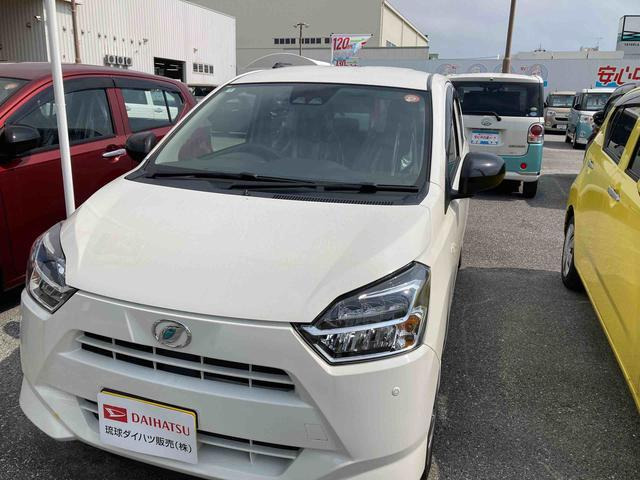 ダイハツ ミライース 