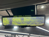 【デジタルインナーミラー】後席の大きな荷物や同乗者で後方が確認しづらい時でも安心!カメラが撮影した車両後方の映像をルームミラー内に表示。クリアな視界で状況の確認が可能です!