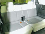【3列目シート】3列目も厚みがありゆったりとした座り心地!さすがのゆとりです!是非お掛けになってみてください
