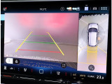 バックカメラ トラフィックアラートで苦手な駐車も楽々できます.【パークディスタンスコントロールの表示もされます】