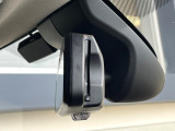 ●ETC車載器内蔵ルームミラー:お引き渡し時には再セットアップを実施後、お渡しいたします。マイレージ登録に関してもお気軽に担当営業までお尋ねください。