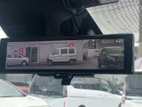 スマートルームミラー・後部座席に人が座っている時や、荷物が多い際でも後方確認がしやすいです。